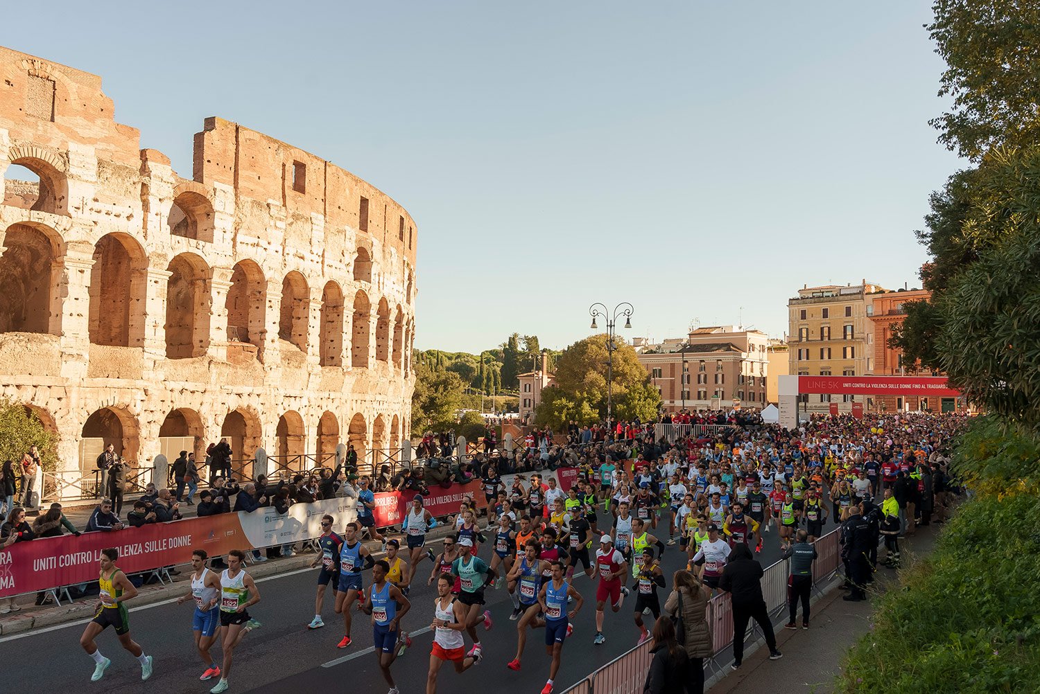 Partenza della Line 5K accanto al Colosseo